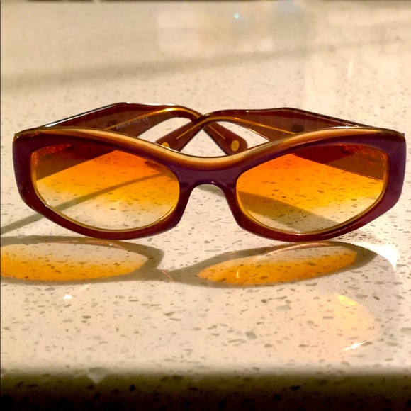 ‼️SOLD‼️Authentic 90’s CHANEL Vintage Sunglasses - Picture 6 of 10